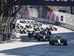 start kimi antonelli mercedes amg petronas 12 lewis hamilton scuderia ferrari hp 44 charles leclerc scuderia ferrari hp 16 rennen grosser preis von monaco motorsport herren formel 1 07 06