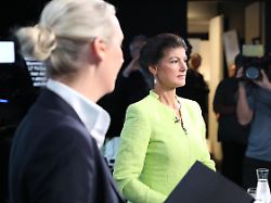 studio welt tv tv duell zwischen den chefinnen von afd und bsw alice weidel und sahra wagenknecht