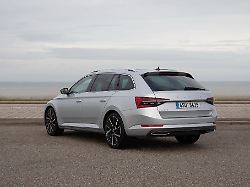super image vom superb viel auto fuer relativ wenig geld doch was kann der skoda als gebrauchter