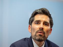 sven teuber spd ist der bildungsminister fuer rheinland pfalz
