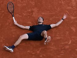 tennis french open roland garros paris france june 7 2026 germany s alexander zverev celebrates after winning the final against italy s flavio cobolli reuters stephanie lecocq