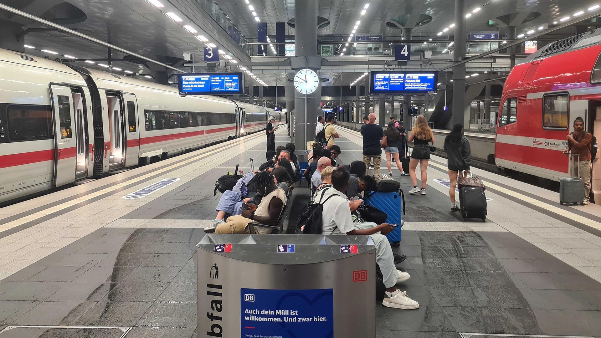 bahnsteig 122