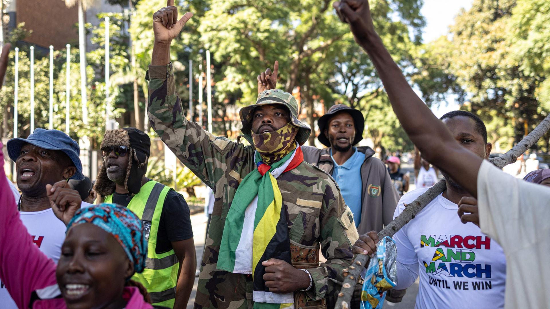 demonstration pretoria 102