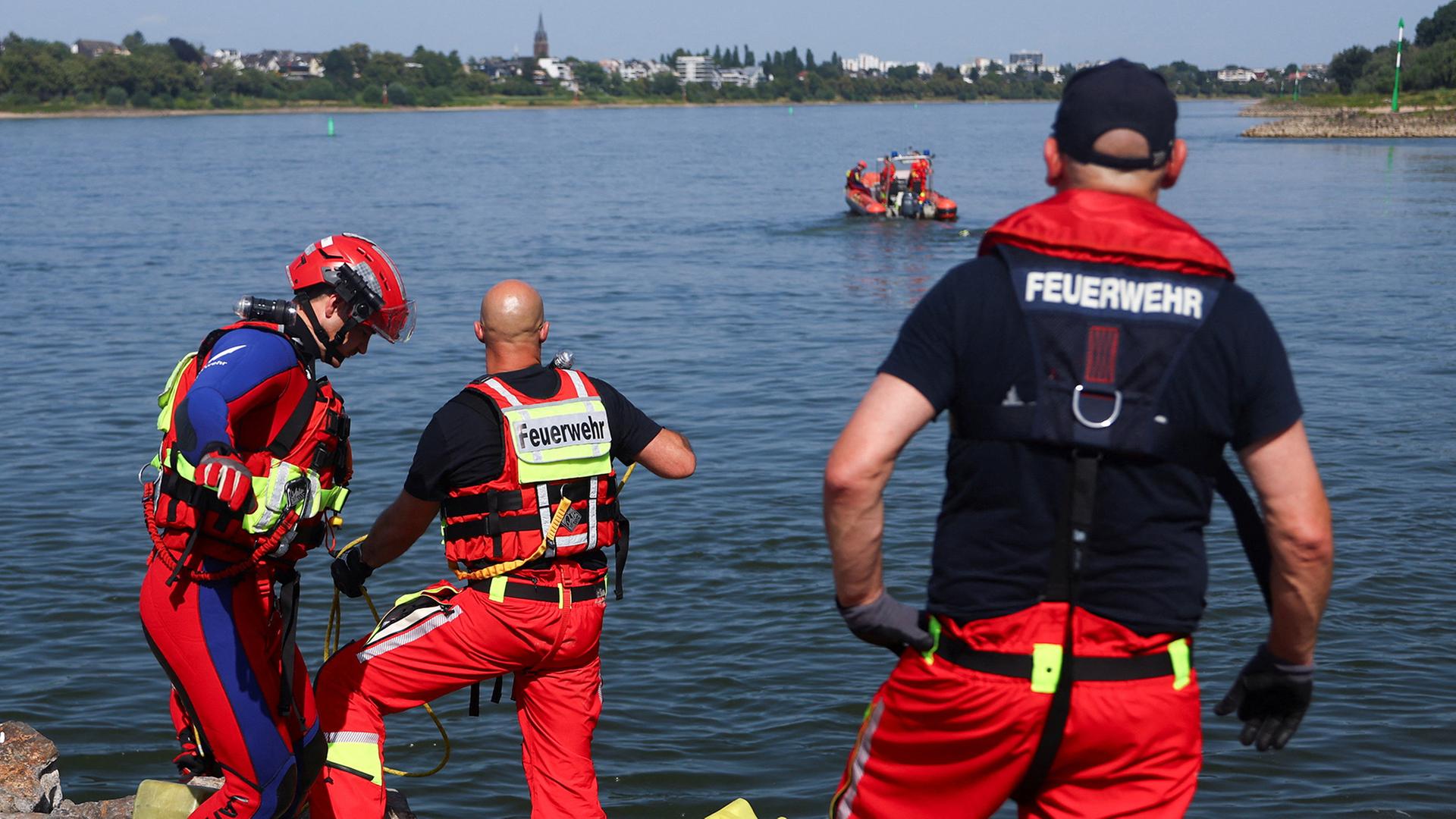 dlrg feuerwehr uebung 100