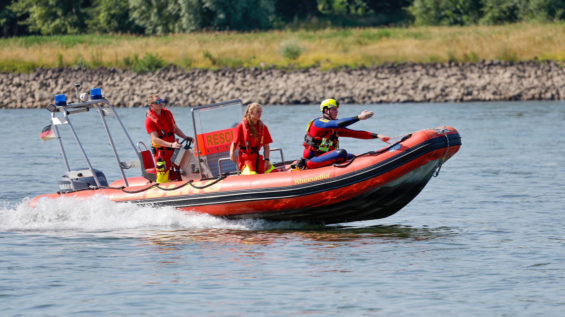 dlrg rettungsboot 102