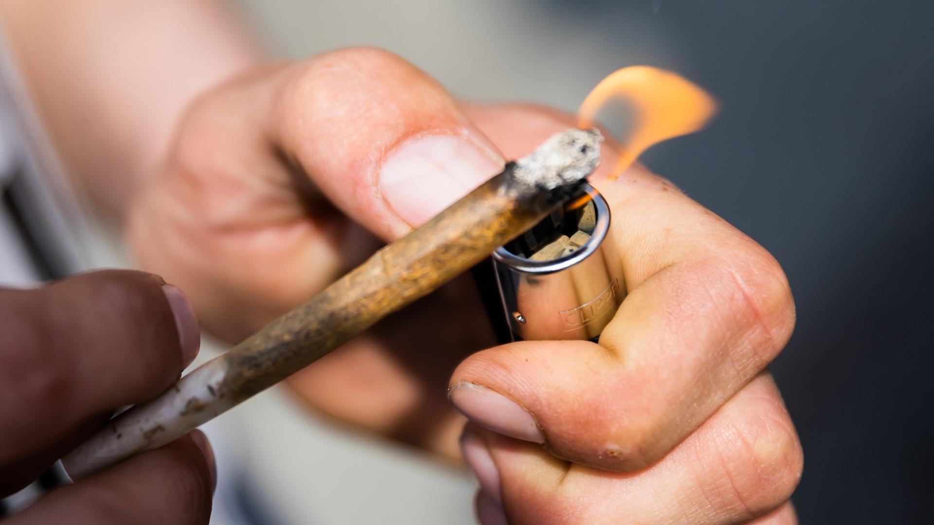 joint 114