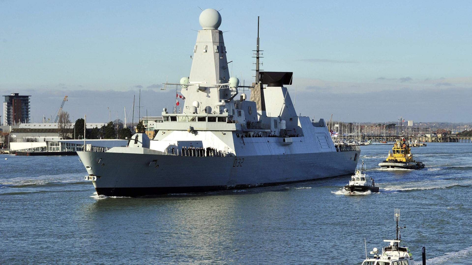 marineschiff grossbritannien 100