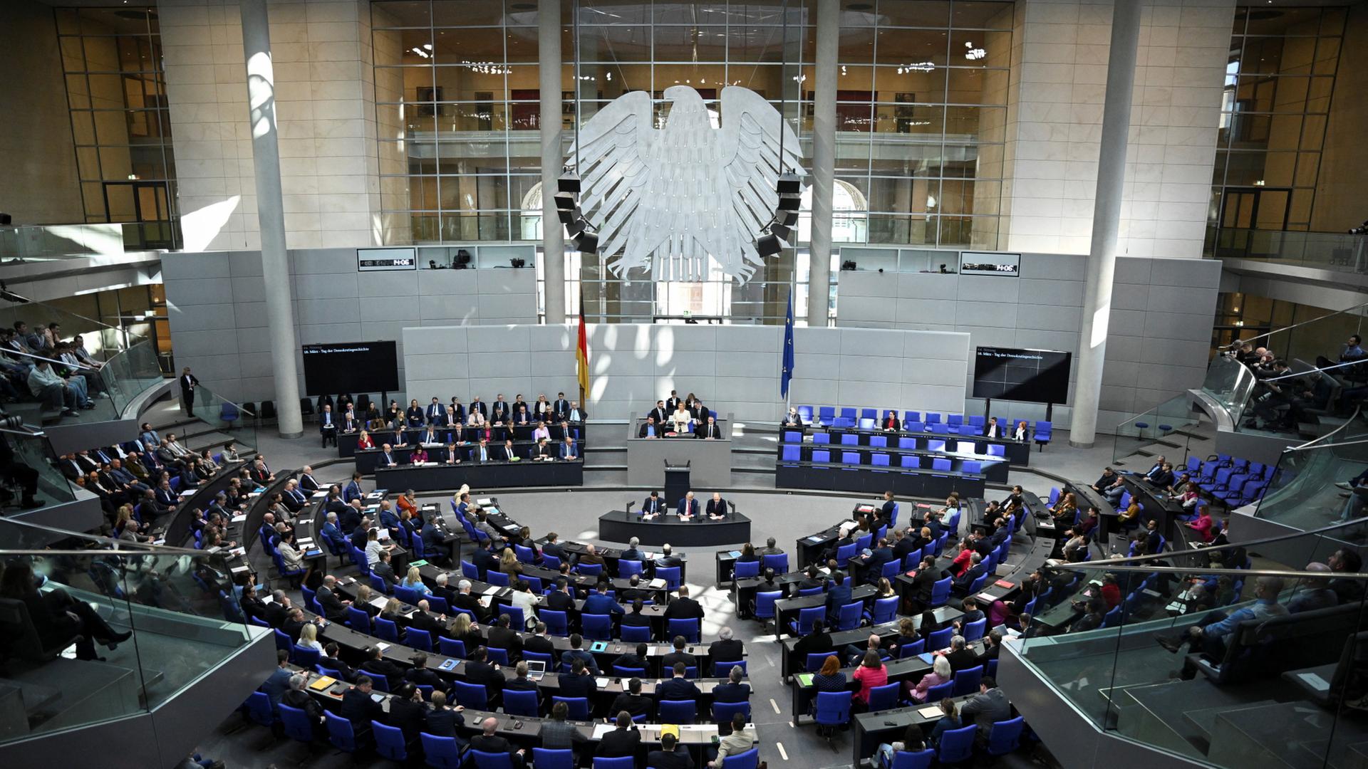 plenum bundestag 124