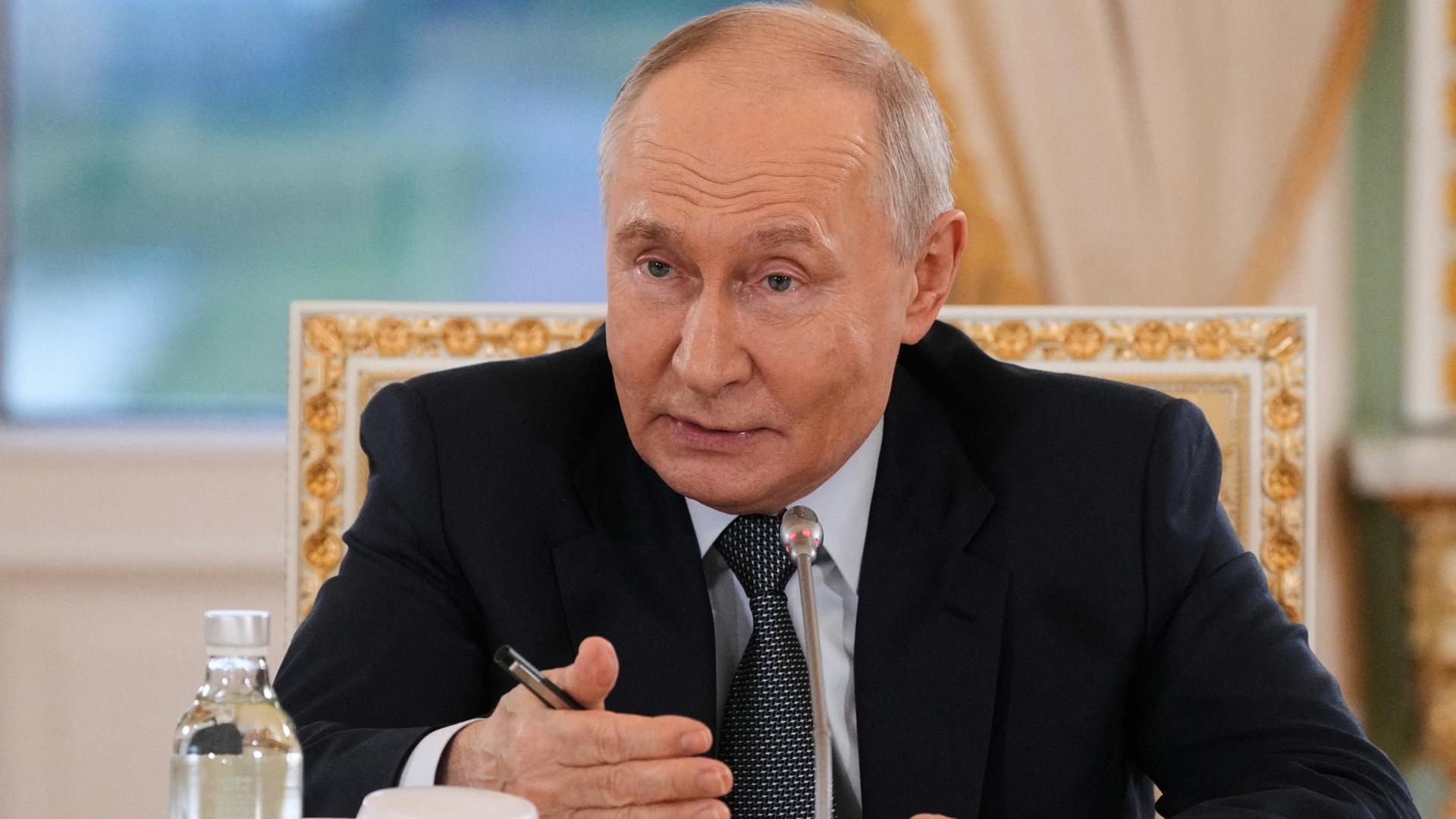 putin 1464