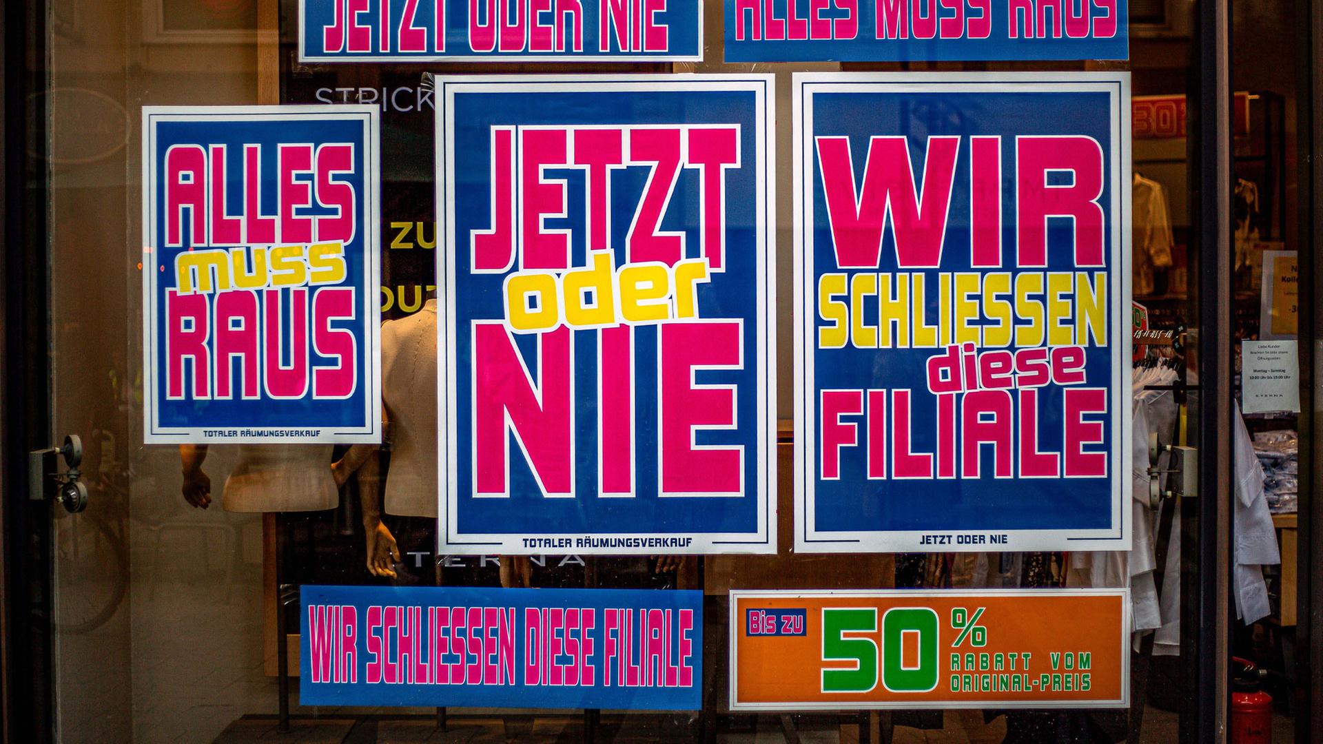 schild geschaeft 104