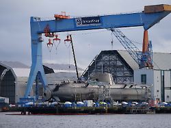 archiv 06 12 2021 schleswig holstein kiel ein im bau befindliches u boot liegt in der werft von thyssenkrupp marine systems in kiel
