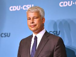 berlin deutschland jakob kaiser haus pressestatement nach cdu csu fraktionsvorstandssitzung steffen bilger cdu 1