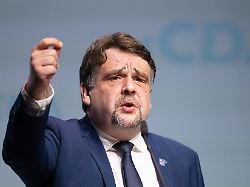 dennis radtke cdu cda bundesvorsitzender spricht auf der 41 bundestagung der christlich demokratischen arbeitnehmerschaft cda