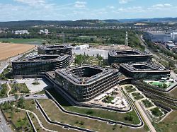 der neue campus von schwarz digits vor der offiziellen eroeffnung mit dem neuen schwarz digits campus sollen erstmals saemtliche operativen einheiten von schwarz digits unter einem dach vereint werden