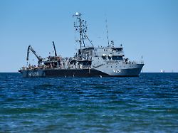 eckernfoerde m 1058 fulda ein minenjagdboot der frankenthal klasse typ 332 in der eckernfoerder bucht archivbild aus dem jahr 2020