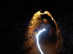 ein gang im tunnelsystem unter dem zentrum der stadt zeitz
