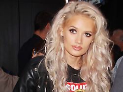 file photo lauren bennett has passed away new york ny august 20 lauren bennett of g r l seen at good morning america in new york city on august 20 2014