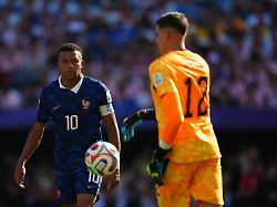 france s kylian mbappe watches paraguay goalkeeper orlando gill control the ball during the world cup round of 16 soccer match between paraguay and france in philadelphia saturday july 4 2026