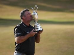 golf the 154th open championship royal birkdale golf club southport britain july 19 2026 new zealand s ryan fox celebrates with the claret jug after winning the 154th open reuters andrew boyers