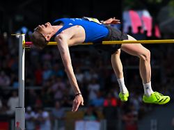 leichtathletik deutsche meisterschaft im lohrheidestadion maenner hochsprung finale tobias potye verletzt sich beim hochsprung