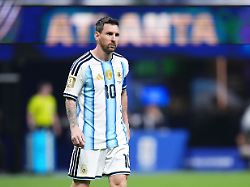 lionel messi of argentina looks on during the fifa world cup 2026 round of 16 match between argentina and egypt at atlanta stadium on july 07 2026 in atlanta georgia