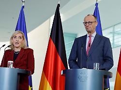 nina warken bundesministerin fuer gesundheit friedrich merz bundeskanzler deutschland berlin bundeskanzleramt pressestatement des bk und bmin warken nach der kabinettsitzung