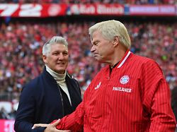 oliver kahn li bastian schweinsteiger fussball 1 bundesliga saison 2025 2026 34 spieltag spieltag34 fc bayern muenchen 1 fc koeln 5 1 am 16 05 2026 a l l i a n z a r e n a