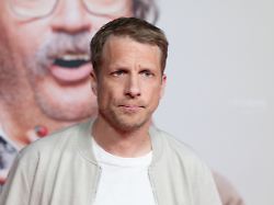 oliver olli pocher comedian roter teppich red carpet show ankunft arrival filmpremiere horst schlaemmer sucht das glueck in der lichtburg in essen 19 03 2026