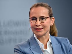 prof dr frauke brosius gersdorf staatsrechtlerin einzelbild angeschnittenes einzelmotiv portrait portraet ludwig erhard gipfel vom 28 30 04 2026 auf gut kaltenbrunn am tegernsee