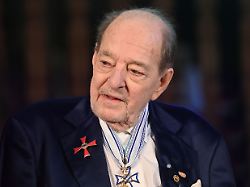 ralph siegel komponist einzelbild angeschnittenes einzelmotiv portraet portrait portr t verleihung bayerischer maximiliansorden am 03 12 2025 im antiquariat der residenz in muenchen