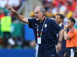 soccer football fifa world cup 2026 group h uruguay v spain estadio guadalajara guadalajara mexico june 26 2026 uruguay coach marcelo bielsa reacts reuters eloisa sanchez