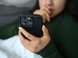 social media soll fuer kinder und teenager unter 16 in grossbritannien verboten werden
