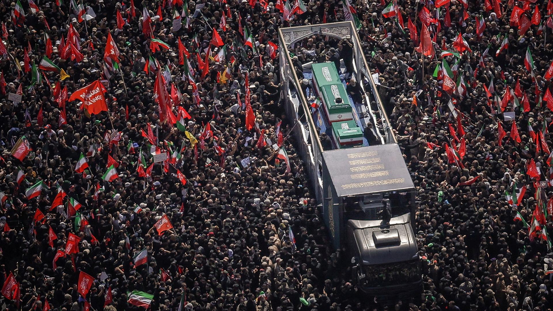 ayatollah ali chamenei 100