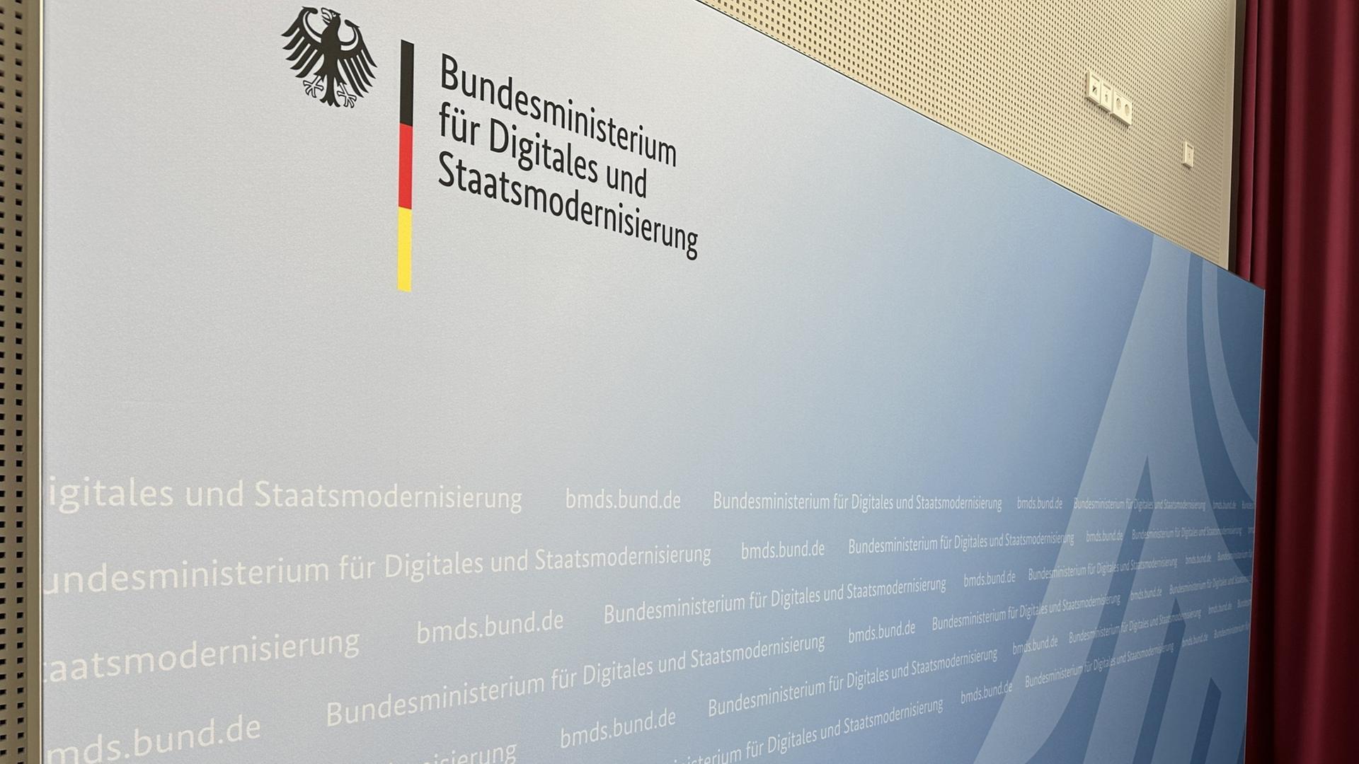 digitalministerium logo 100