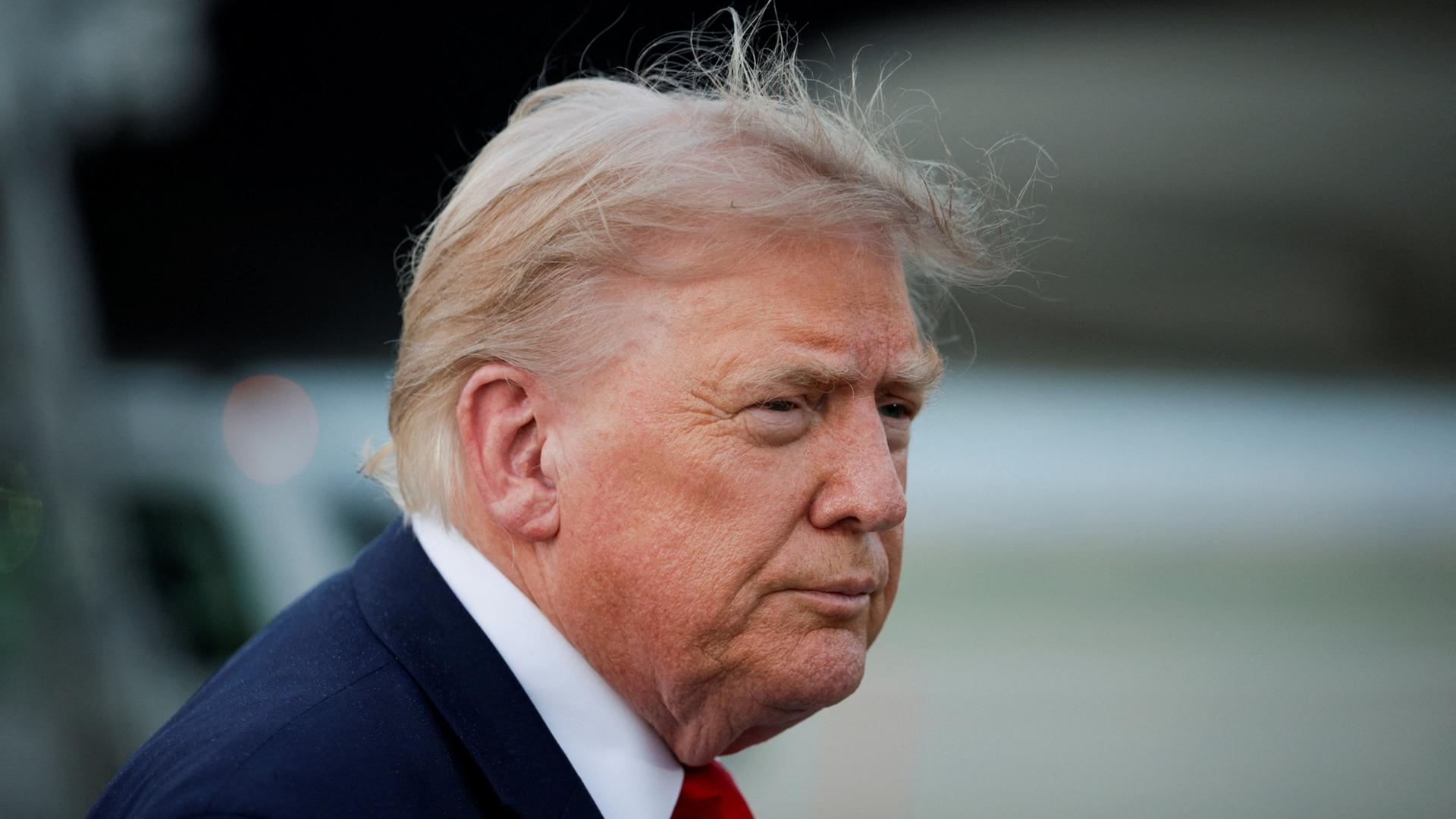 donald trump 866
