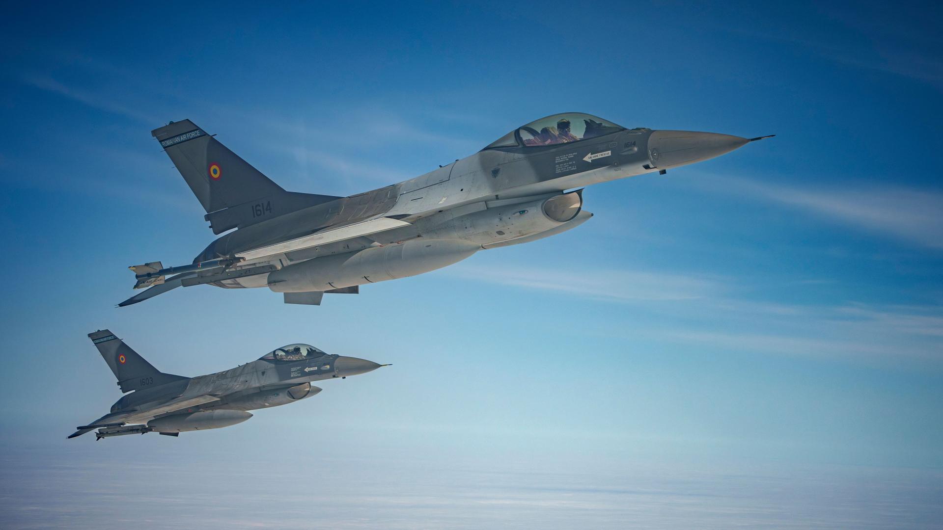 f 16 kampfjets rumaenien 100