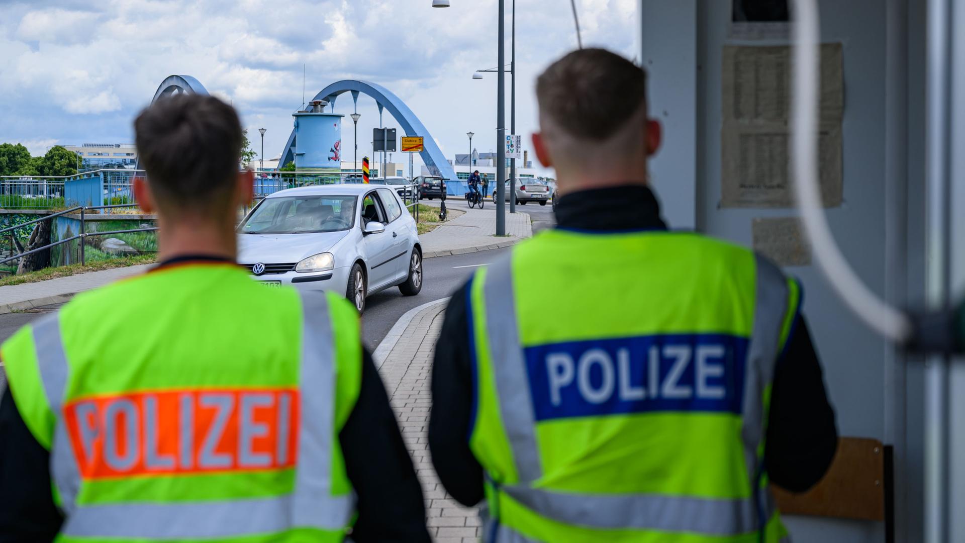 grenzkontrolle oder 100