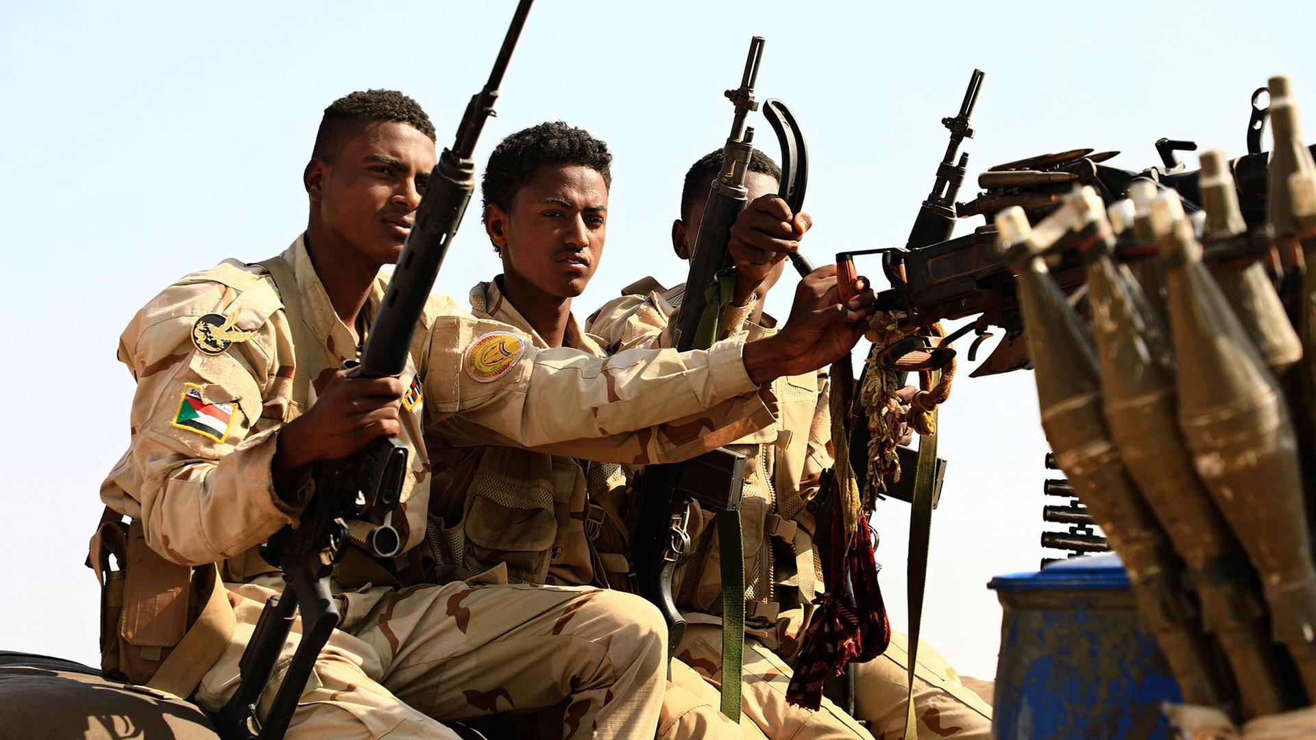 kaempfer sudan 100