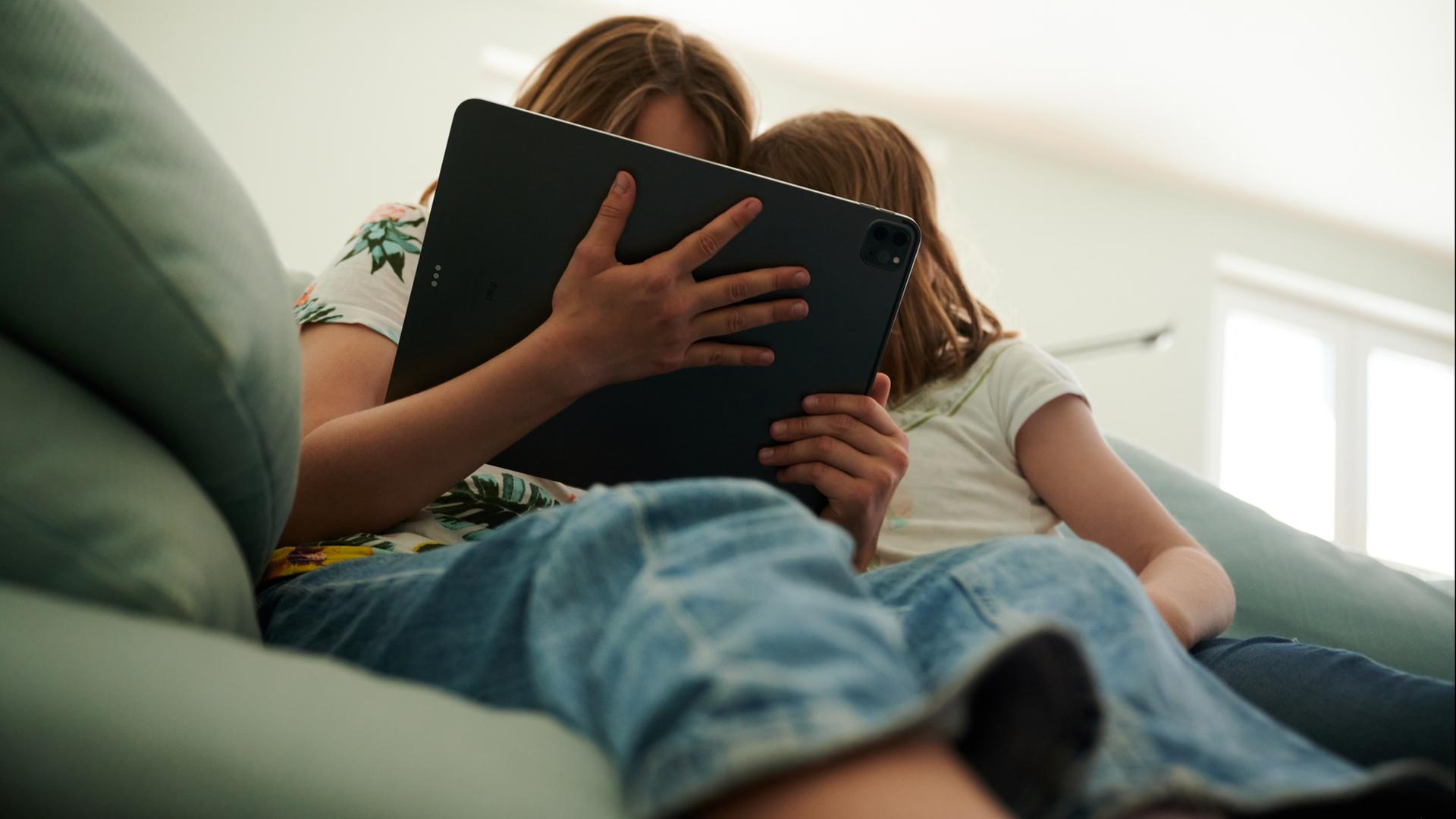 kinder internet socialmedia 100