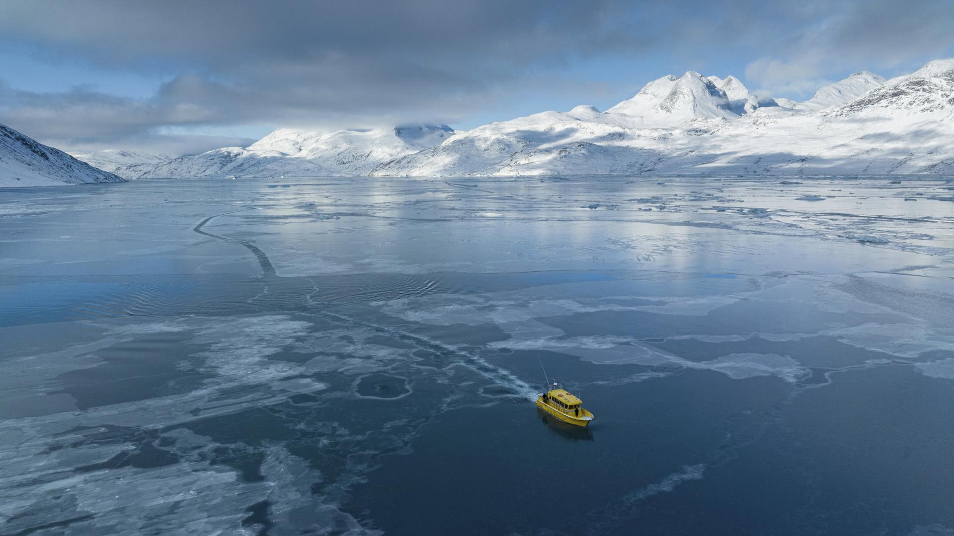 nuuk boot nordwestpassage 100