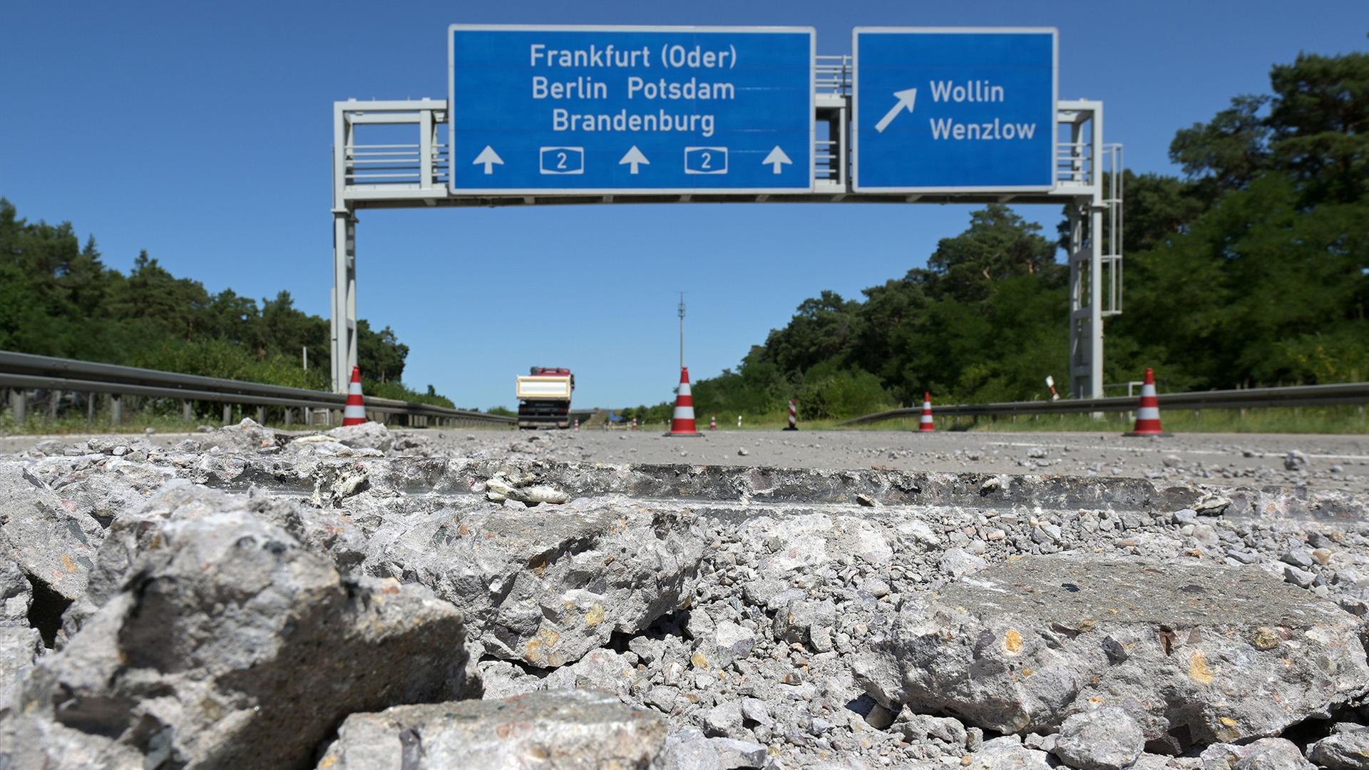 strassenschaeden 114
