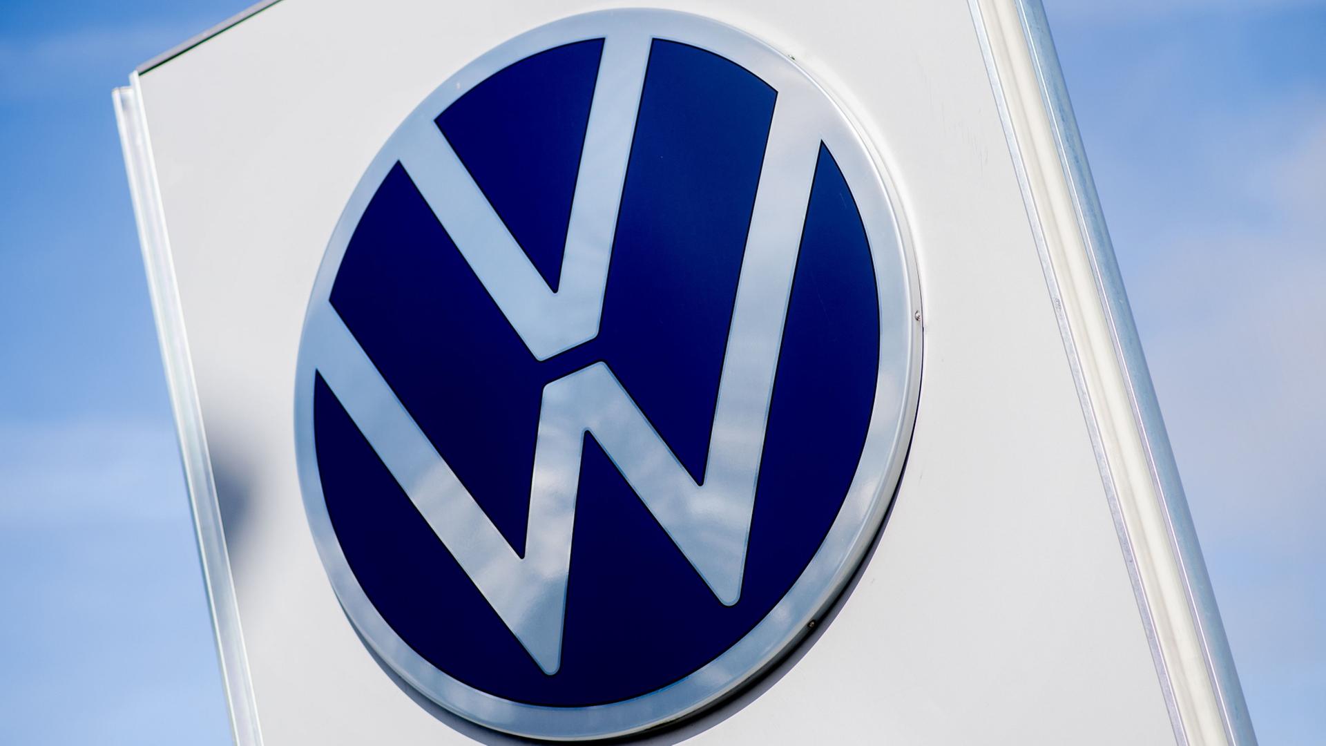 vw logo 152