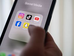 bei social media posts ueber den arbeitgeber oder aus dem arbeitsumfeld sollte man extrem vorsichtig sein