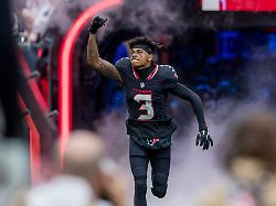 december 15 2024 houston texans wide receiver tank dell 3 enters the field prior to a game between the miami dolphins and the houston texans in houston tx