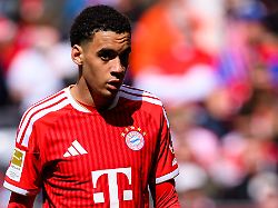jamal musiala nimmt wieder am mannschaftstraining teil