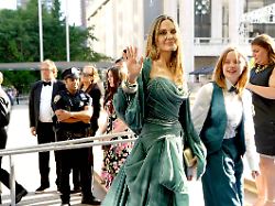 june 16 2024 new york new york usa angelina jolie and vivienne jolie pitt arrive at the 2024 tony awards lincoln center june16 2024