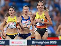 lea meyer of germany right and gesa felicitas krause of germany left lead the women s 3 000 meters steeplechase final at the european athletics championships in birmingham england thursday aug 13 2026