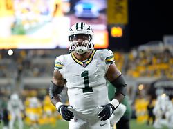 october 26 2025 pittsburgh pennsylvania usa october 26 2025 micah parsons 1 during the pittsburgh steelers vs green bay packers at acrisure stadium in pittsburgh pa