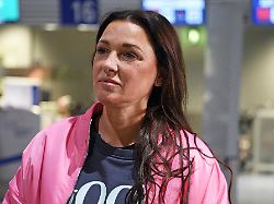 simone ballack abflug der kandidaten der rtl tv show ich bin ein star holt mich hier raus am frankfurter flughafen in frankfurt am main am 15 01