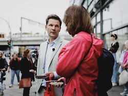 steffen krach spd spitzenkandidat fuer die abgeordnetenhaus wahl in berlin aufgenommen im rahmen der wahlkampftour in berlin 17 08 2026 fotografiert im auftrag der spd berlin